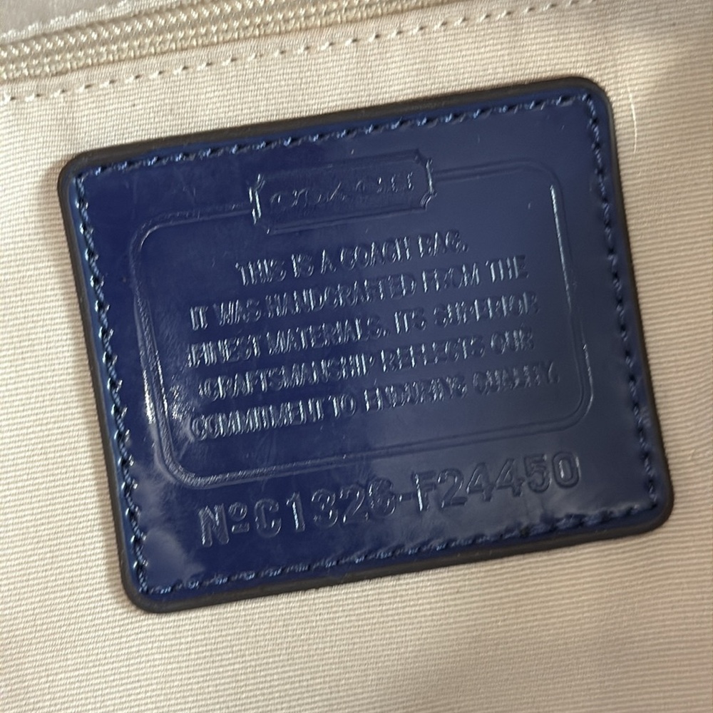 NWOT Coach Ikat Scribble Vintage Signature Top Zip Tote Purse - Picture 9 of 9
